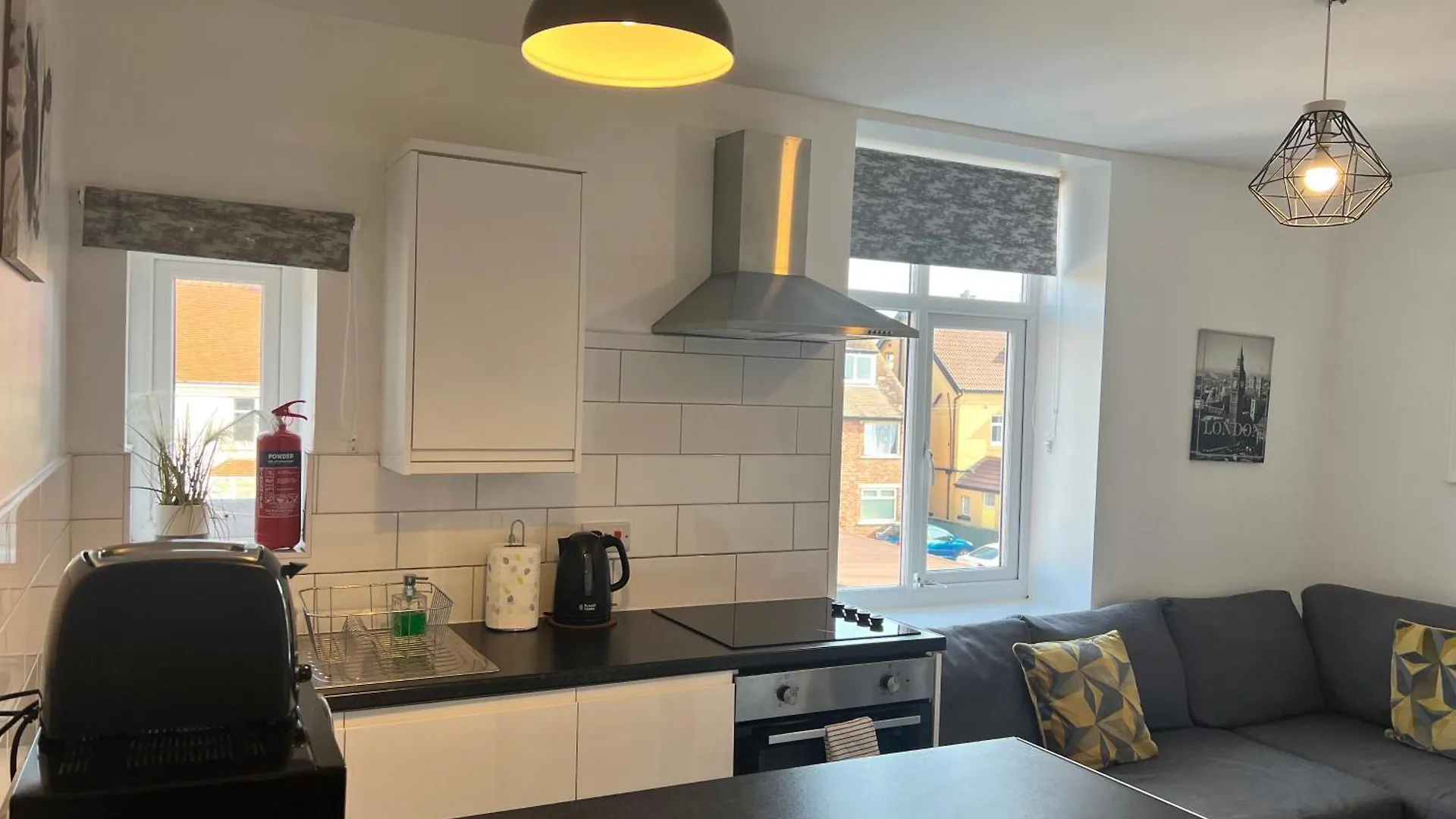 Granada Apartments Queen'S Promenade Blackpool United Kingdom