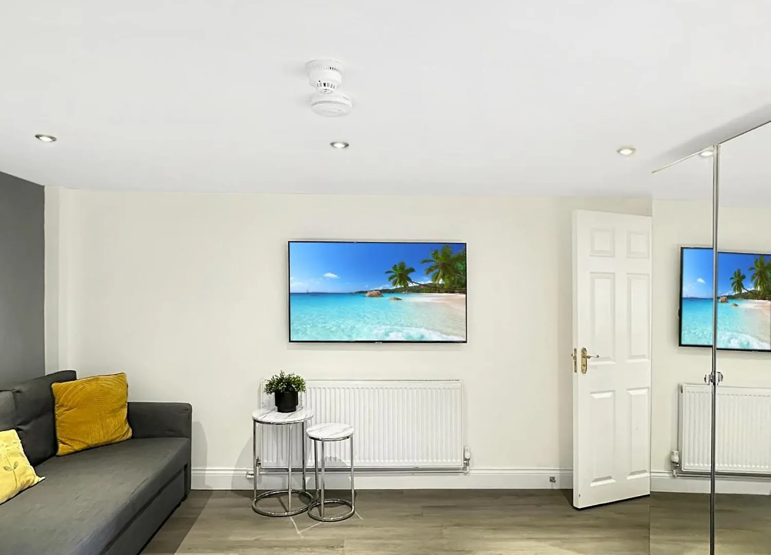 Granada Apartments Queen'S Promenade Blackpool