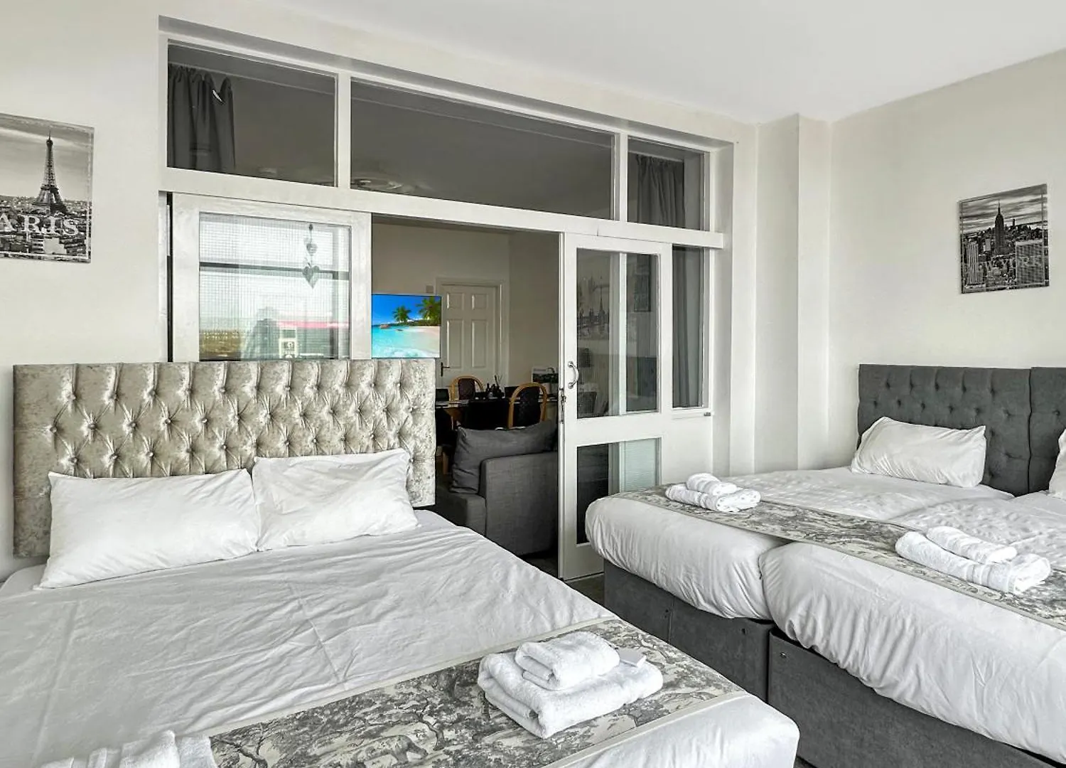 Granada Apartments Queen'S Promenade Blackpool United Kingdom