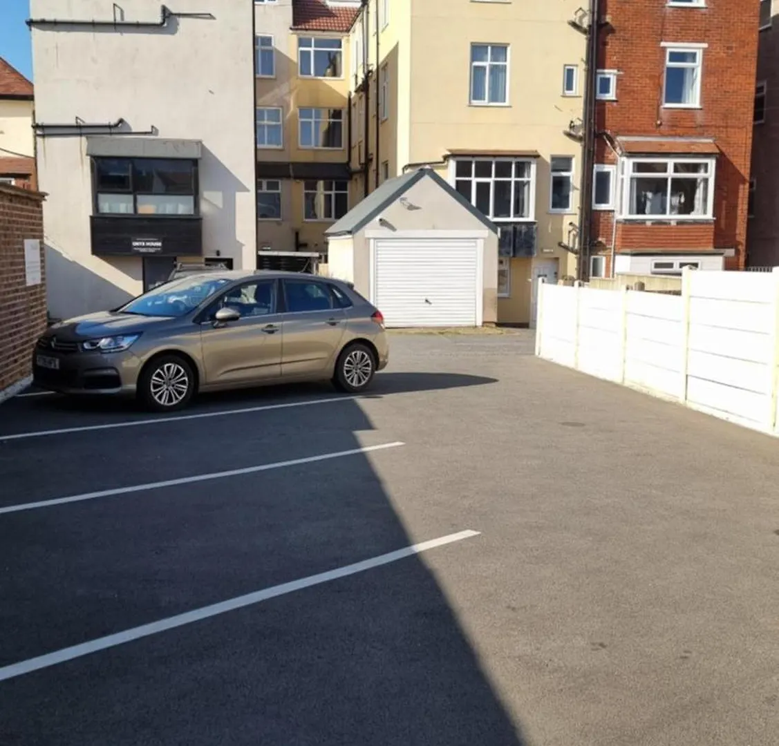 Granada Apartments Queen'S Promenade Blackpool United Kingdom