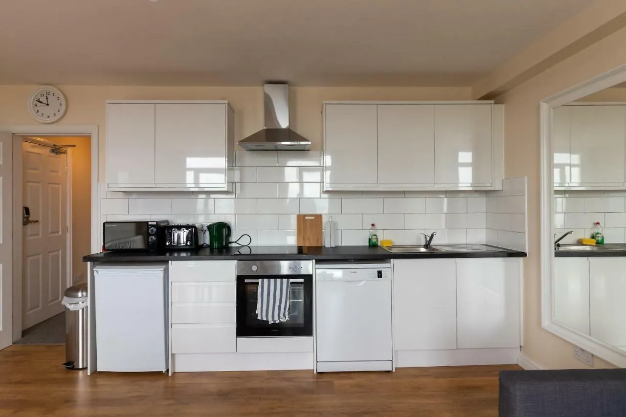Granada Apartments Queen'S Promenade Blackpool