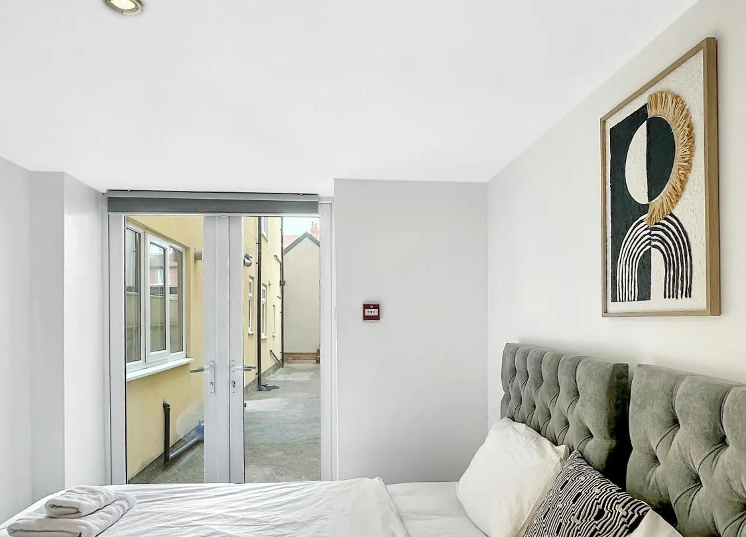 Granada Apartments Queen'S Promenade Blackpool