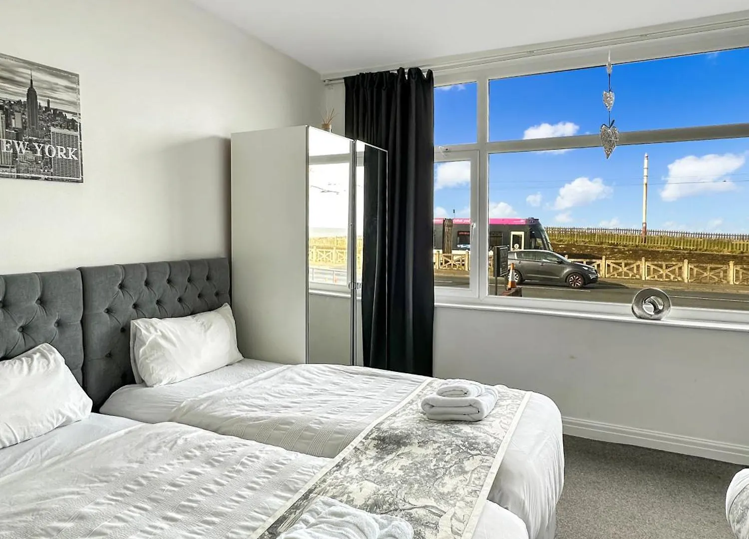 Granada Apartments Queen'S Promenade Blackpool