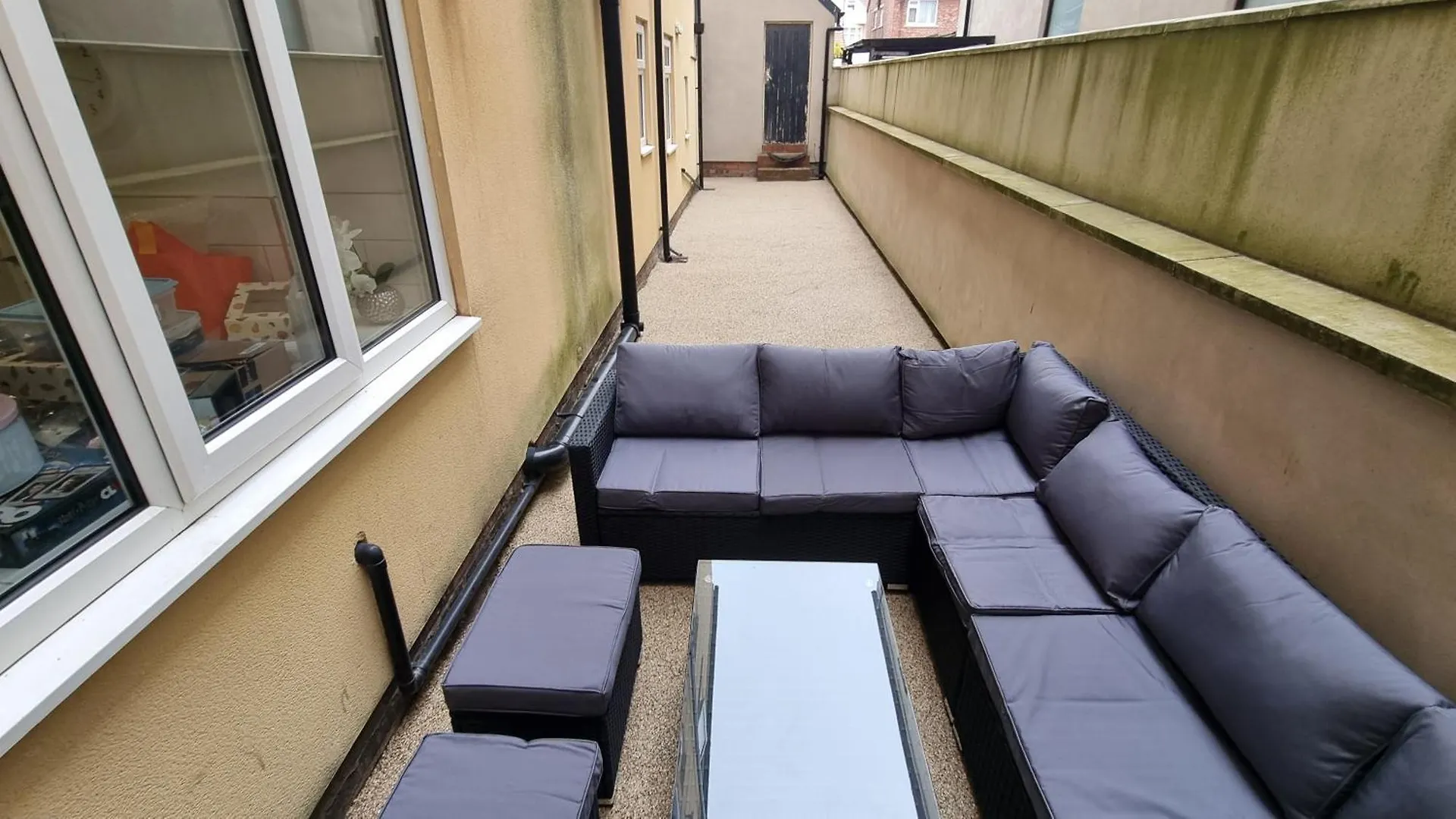 Granada Apartments Queen'S Promenade Blackpool