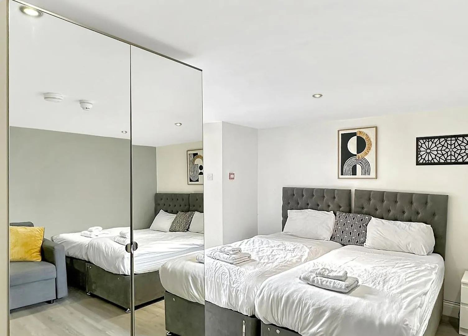 Granada Apartments Queen'S Promenade 黑潭