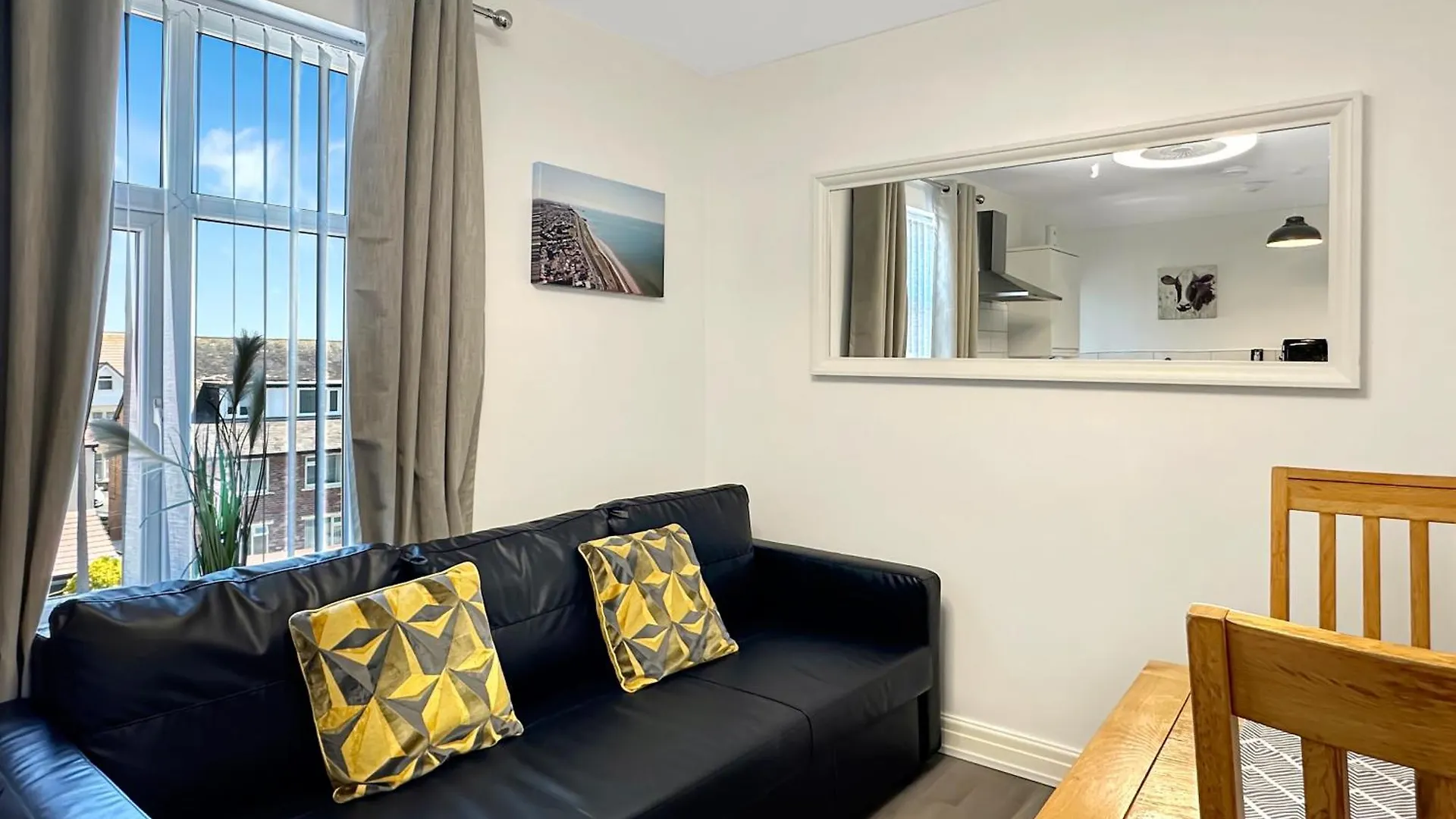 Granada Apartments Queen'S Promenade 黑潭 0*,  英国