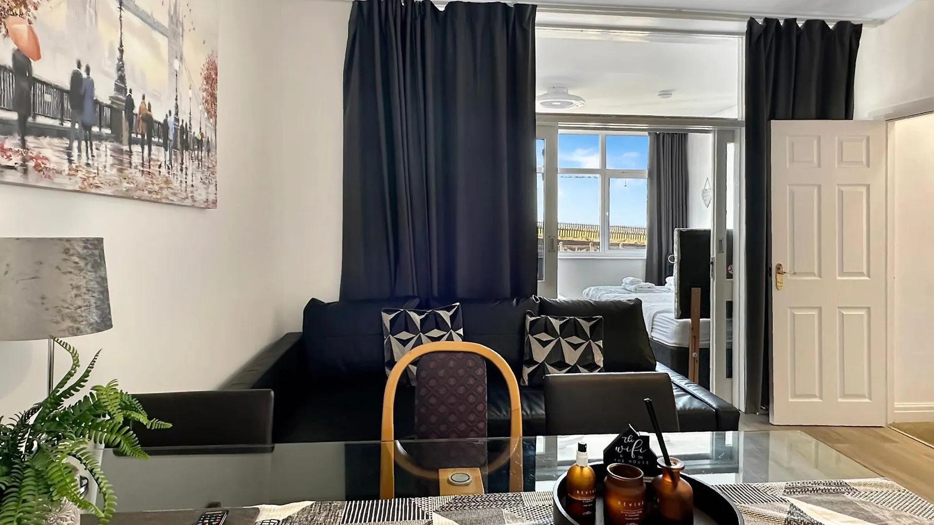 Granada Apartments Queen'S Promenade 黑潭
